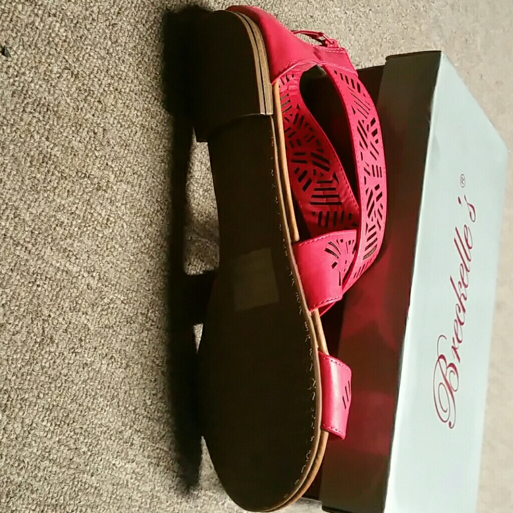 Sandals - Picture 3 of 3